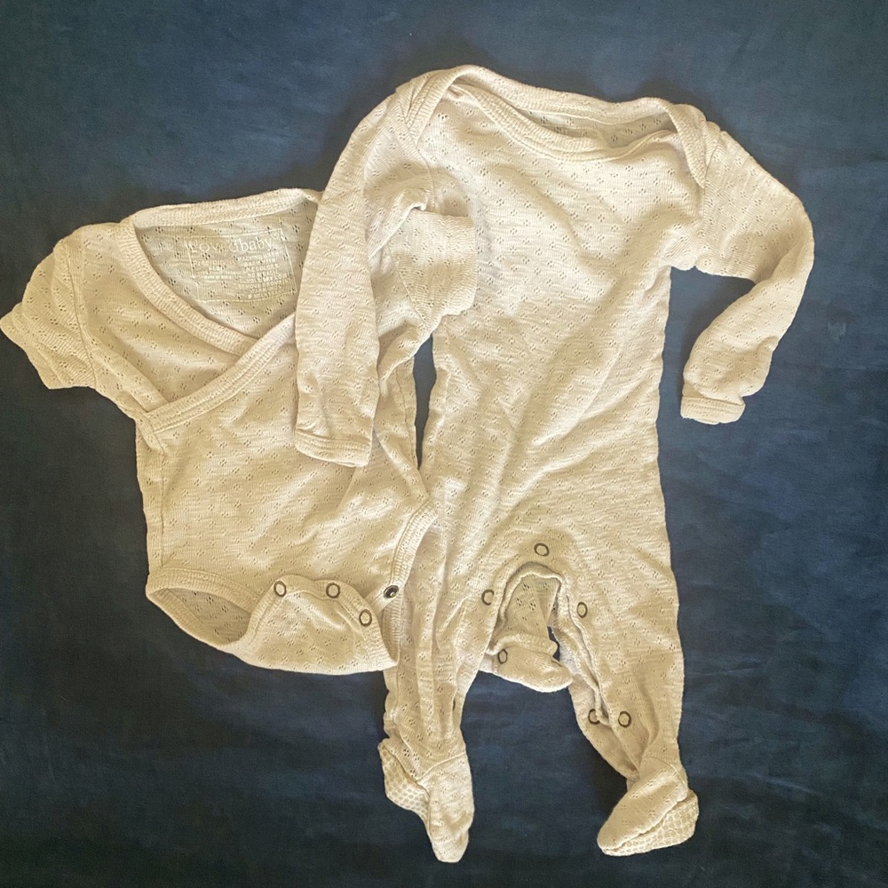 2 piece L’ovedbaby NB beige outfit